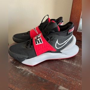 Nike future court 3GS shoes
